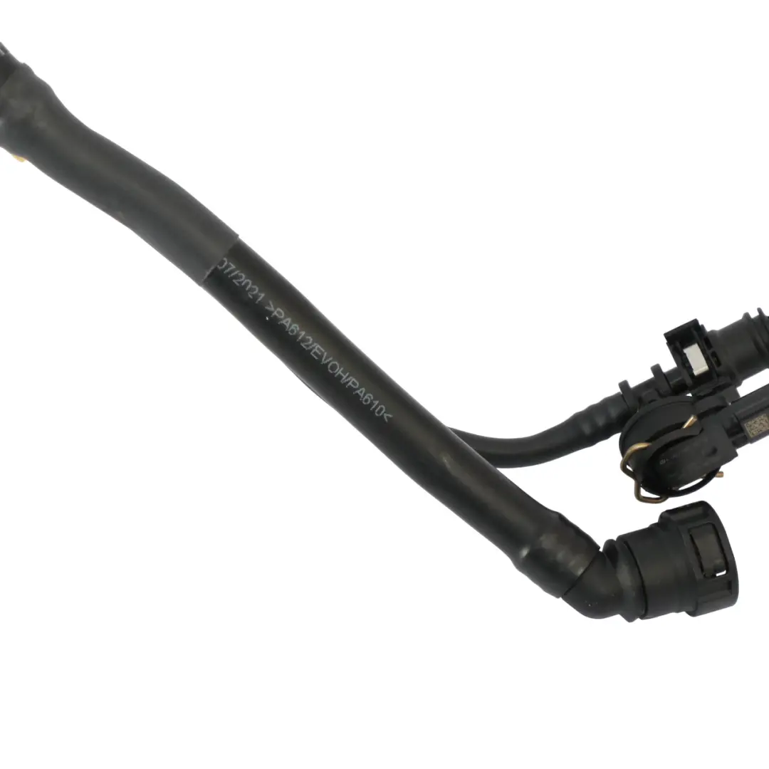 M274 benzina tubo rifornimento flessibile collo per Mercedes GLC C253 con numero di parte A2534702402 Mercedes GLC C253 M274 benzina tubo rifornimento flessibile collo - SKU A2534702402-1 - Numero di parte A2534702402