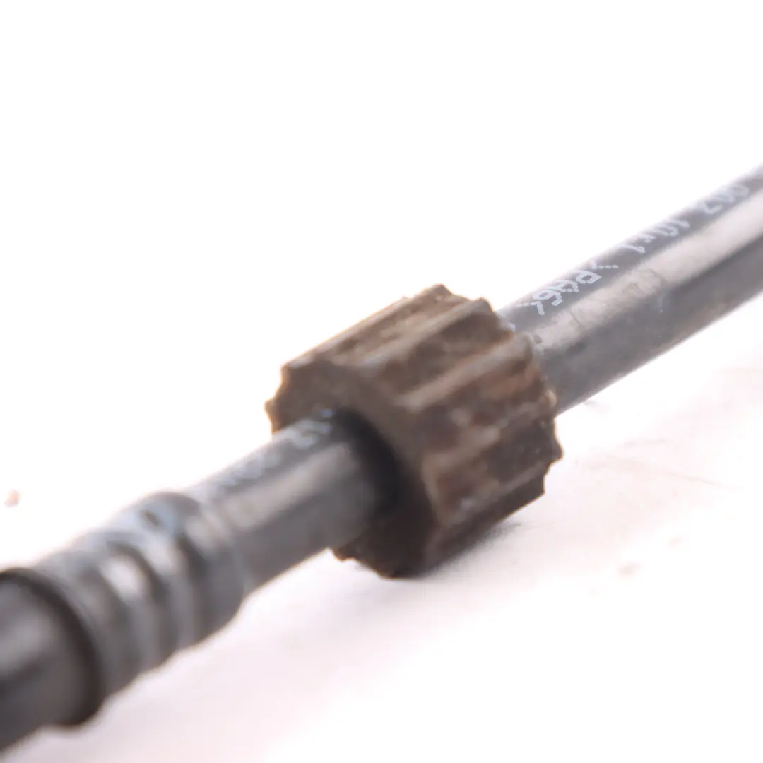 Valve ligne purge rail pression canalisation carburant pour Mercedes W205 à propos du numéro de pièce A2534710015 Mercedes W205 Valve ligne purge rail pression canalisation carburant - SKU A2534710015 - Numéro de pièce A2534710015