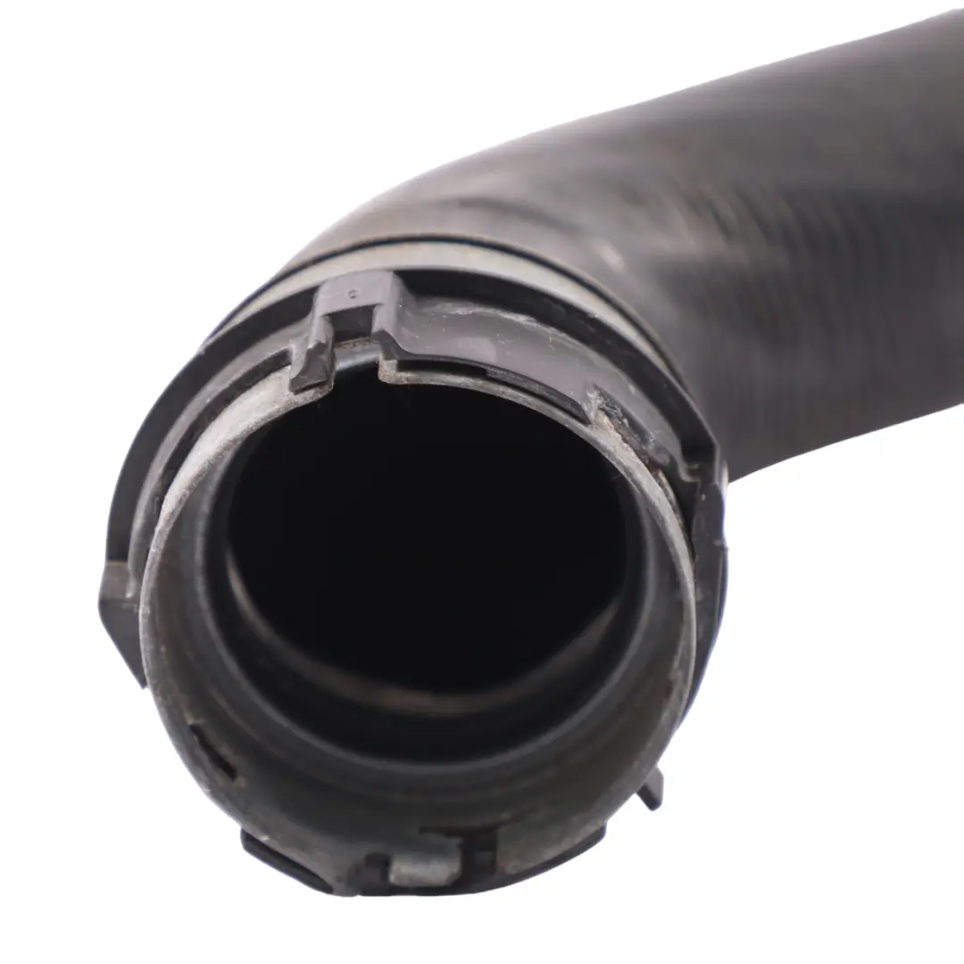 OM274 Tuyau refroidissement radiateur gauche pour Mercedes GLC X253 300e à propos du numéro de pièce A2535013782 Mercedes GLC X253 300e OM274 Tuyau refroidissement radiateur gauche - SKU A2535013782 - Numéro de pièce A2535013782