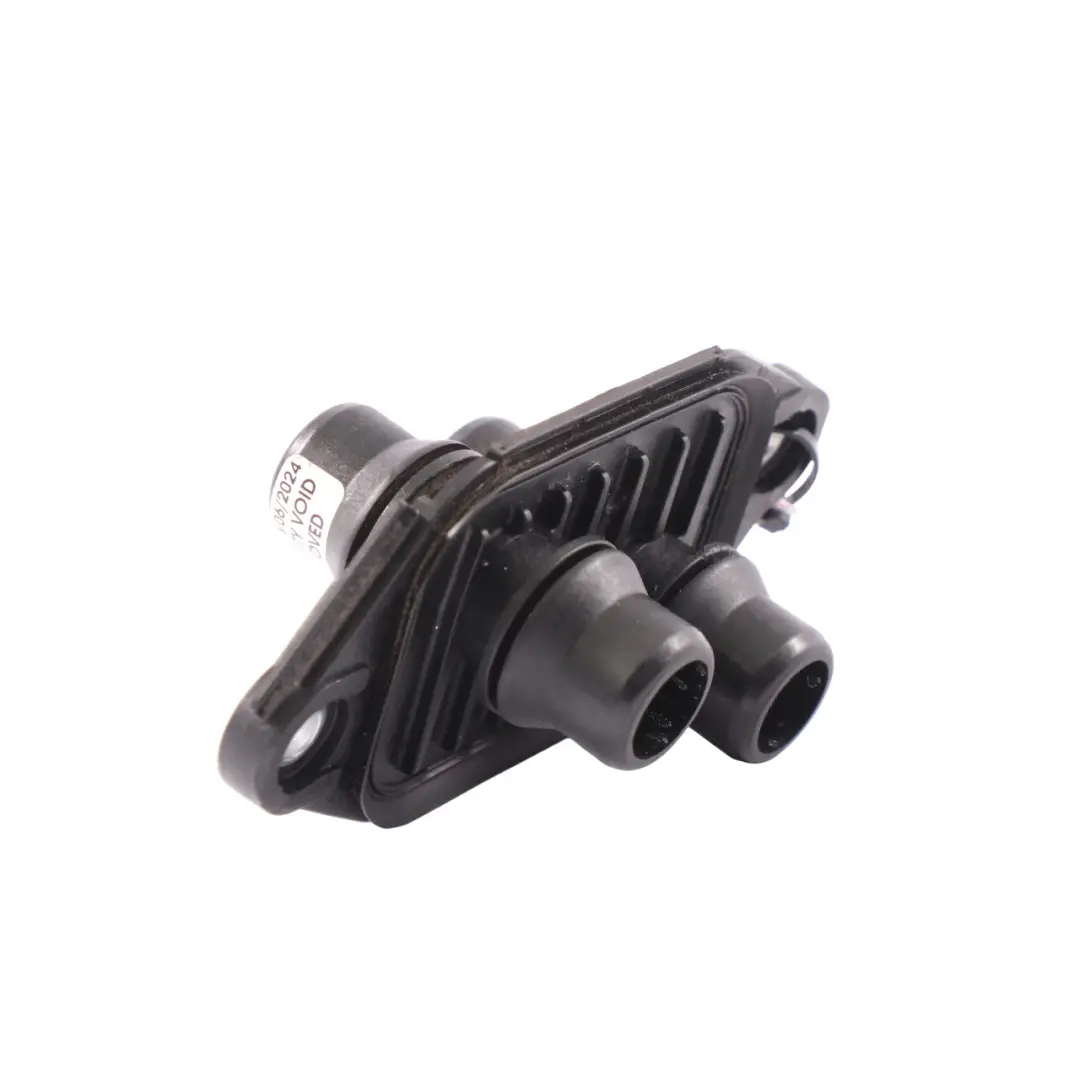 Mercedes W213 H243 Hybrid Enganche manguera refrigeración - SKU A2535014200 - Número de pieza A2535014200
