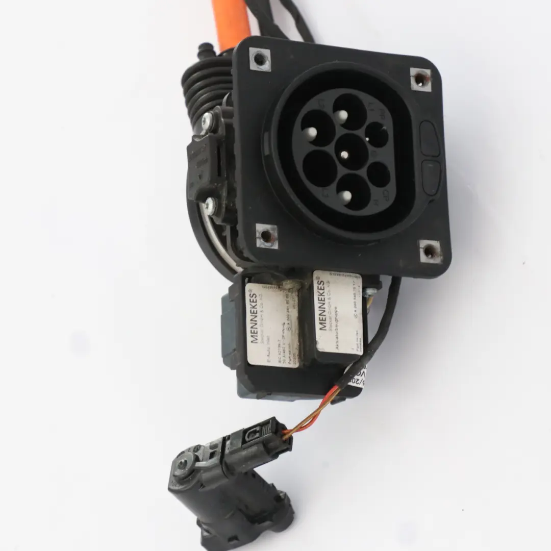 Charging Cable PHEV Plug-in Hybrid Vehicle Charger to Mercedes X253 with Part number A2535409130 Mercedes X253 Charging Cable PHEV Plug-in Hybrid Vehicle Charger - SKU A2535409130 - Part number A2535409130