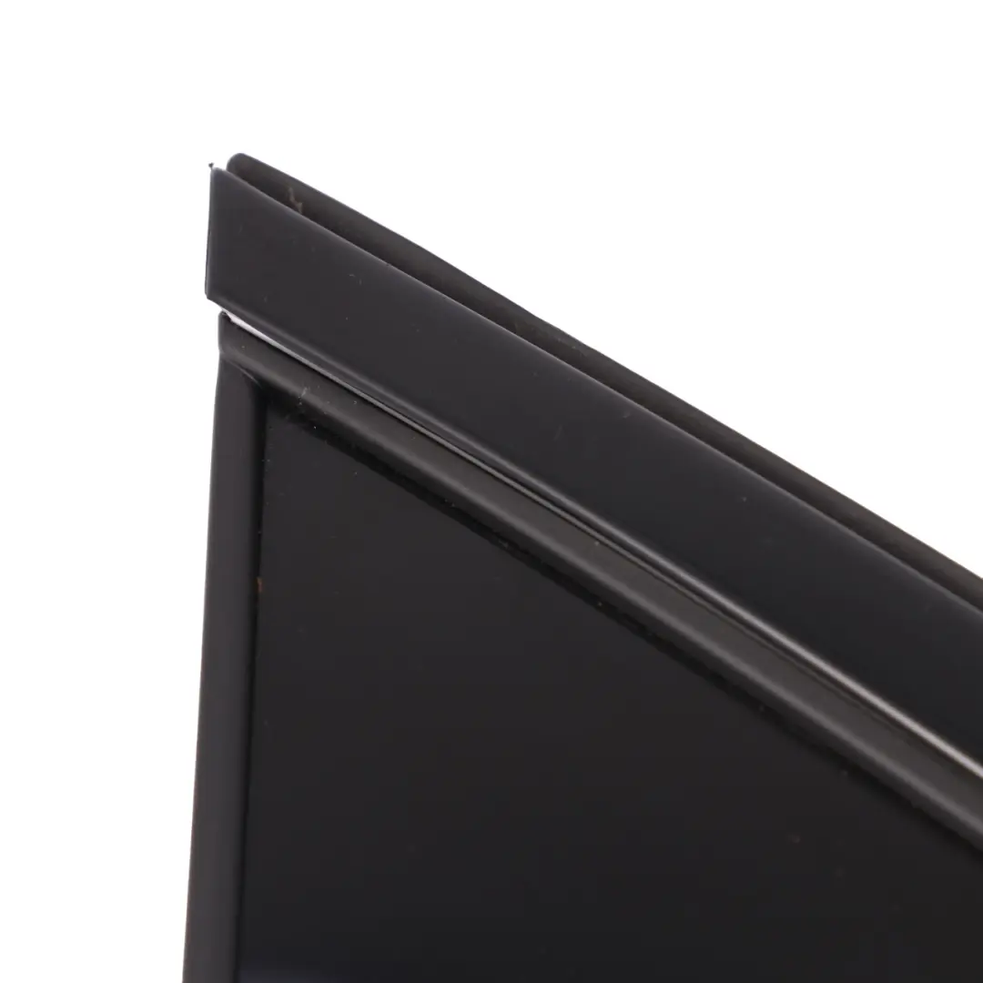 Feste Seitenscheibe Glas Hinten Links Getönt AS3 für Mercedes GLC C253 mit Teilenummer A2536702701 Mercedes GLC C253 Feste Seitenscheibe Glas Hinten Links Getönt AS3 - SKU A2536702701 - Teilenummer A2536702701