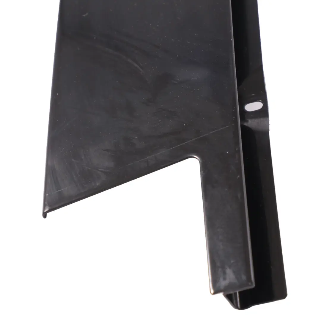 Embellecedor Pilar B Puerta Trasera Izquierda para Mercedes GLC X253 con número de pieza A2536900387 Mercedes GLC X253 Embellecedor Pilar B Puerta Trasera Izquierda - SKU A2536900387 - Número de pieza A2536900387