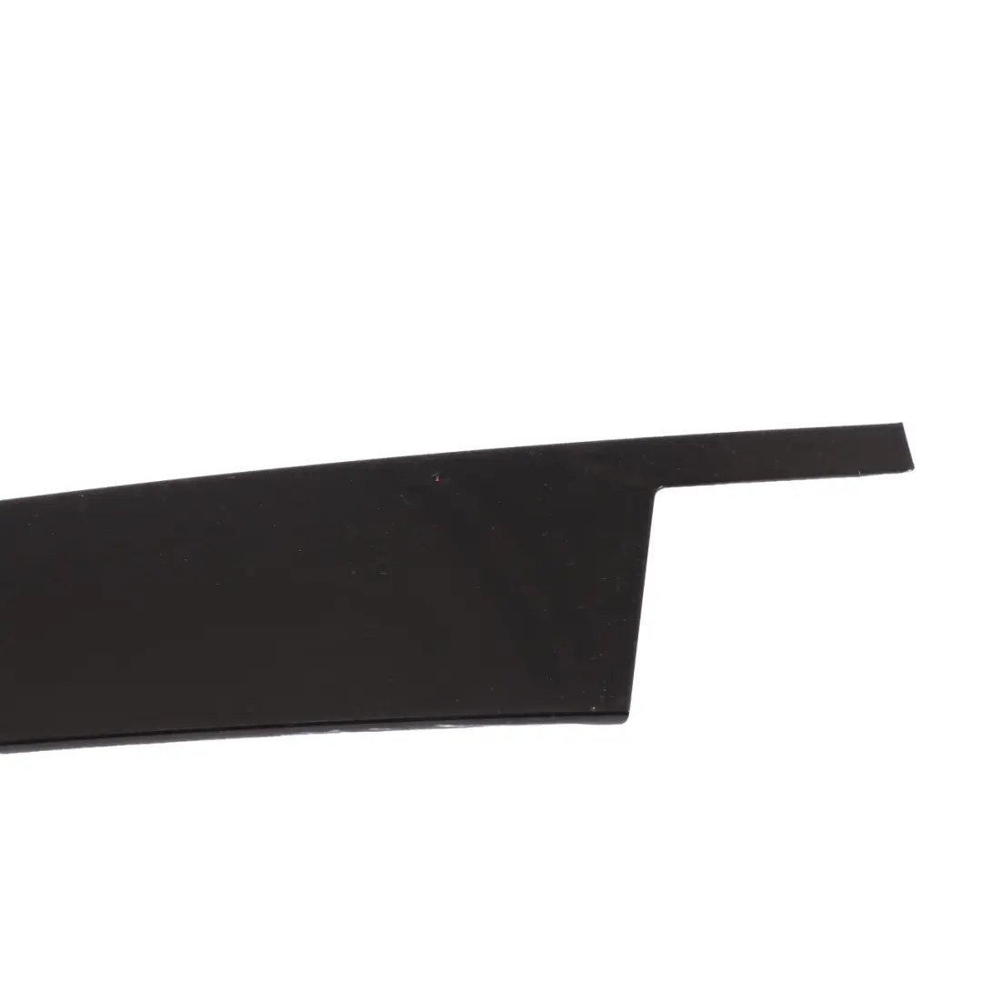 Colonne B Cache Extérieur Avant Droit pour Mercedes C253 à propos du numéro de pièce A2536901200 Mercedes C253 Colonne B Cache Extérieur Avant Droit - SKU A2536901200 - Numéro de pièce A2536901200