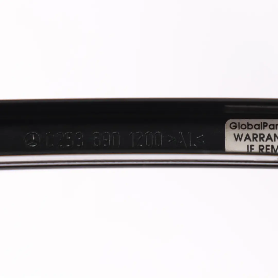 Osłona Słupka B Przednia Prawa Przód Prawy do Mercedes C253 o numerze A2536901200 Mercedes C253 Osłona Słupka B Przednia Prawa Przód Prawy - SKU A2536901200 - Numer Części A2536901200