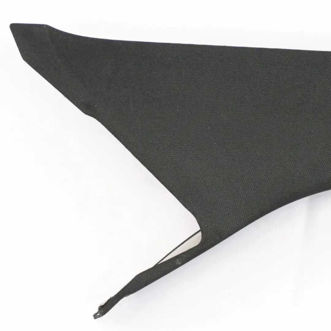 Pilastro A Rivestimento Pannello Destro Nero per Mercedes GLC C253 con numero di parte A2536902800 Mercedes GLC C253 Pilastro A Rivestimento Pannello Destro Nero - SKU A2536902800 - Numero di parte A2536902800