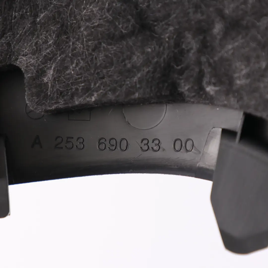 Pilar D Embellecedor Cubierta Trasera Izquierda para Mercedes GLC C253 con número de pieza A2536903300 Mercedes GLC C253 Pilar D Embellecedor Cubierta Trasera Izquierda - SKU A2536903300 - Número de pieza A2536903300