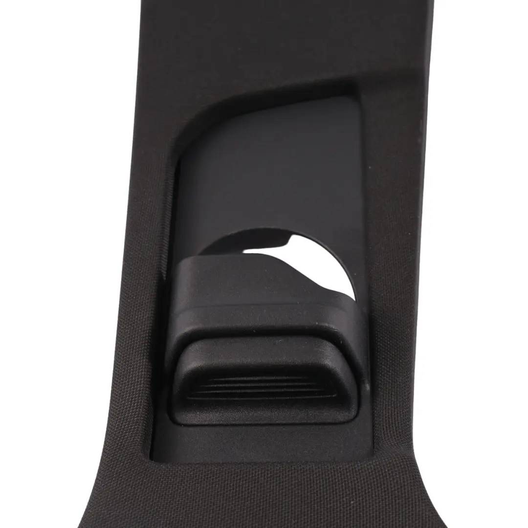Tapa Columna B Pilar Derecho Panel Finisher Negro para Mercedes C253 con número de pieza A2536904400 Mercedes C253 Tapa Columna B Pilar Derecho Panel Finisher Negro - SKU A2536904400 - Número de pieza A2536904400