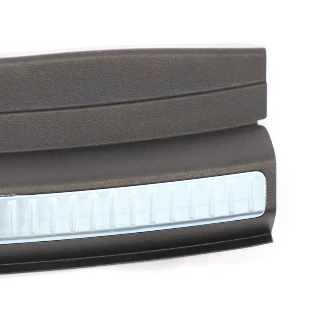 Panneau d'habillage seuil chargement coffre pour Mercedes GLC C253 à propos du numéro de pièce A2536904900 Mercedes GLC C253 Panneau d'habillage seuil chargement coffre - SKU A2536904900 - Numéro de pièce A2536904900