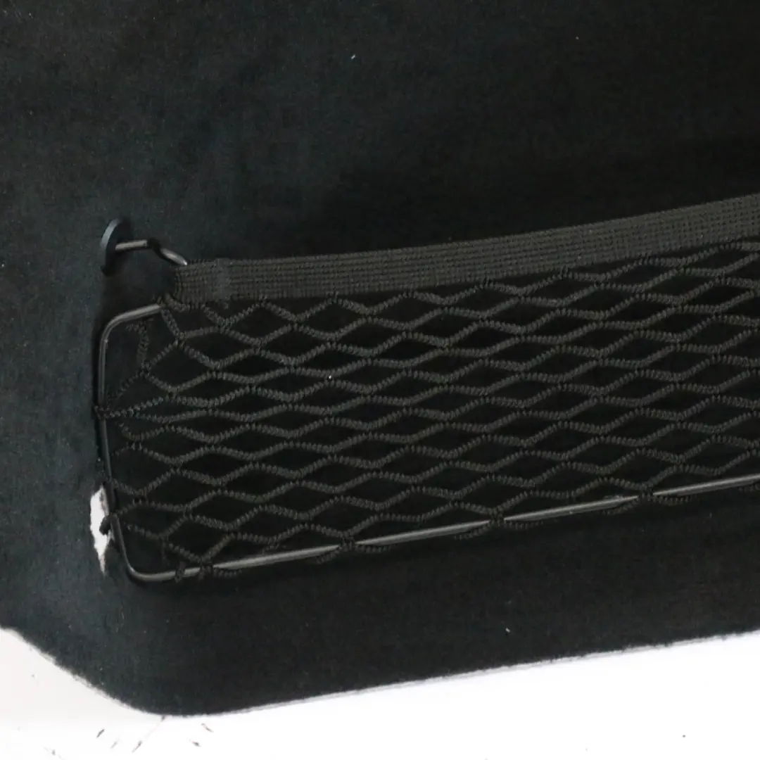 Boczek Bagażnika Lewy Czarny do Mercedes GLC C253 o numerze A2536906300 Mercedes GLC C253 Boczek Bagażnika Lewy Czarny - SKU A2536906300 - Numer Części A2536906300