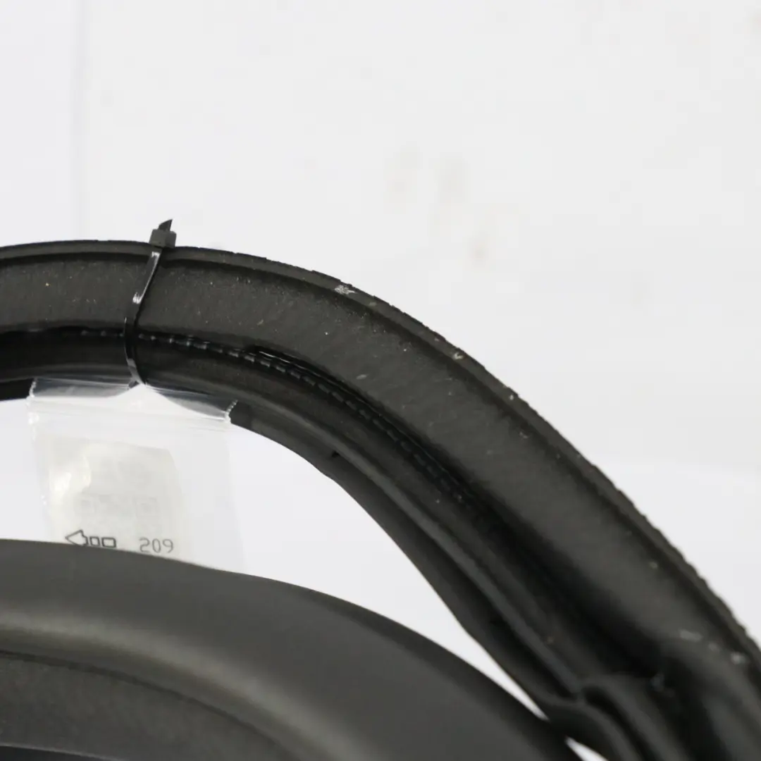 Guarnizione Paraspigoli Anteriore Sinistra Destra per Mercedes GLC C253 con numero di parte A2536970100 Mercedes GLC C253 Guarnizione Paraspigoli Anteriore Sinistra Destra - SKU A2536970100 - Numero di parte A2536970100