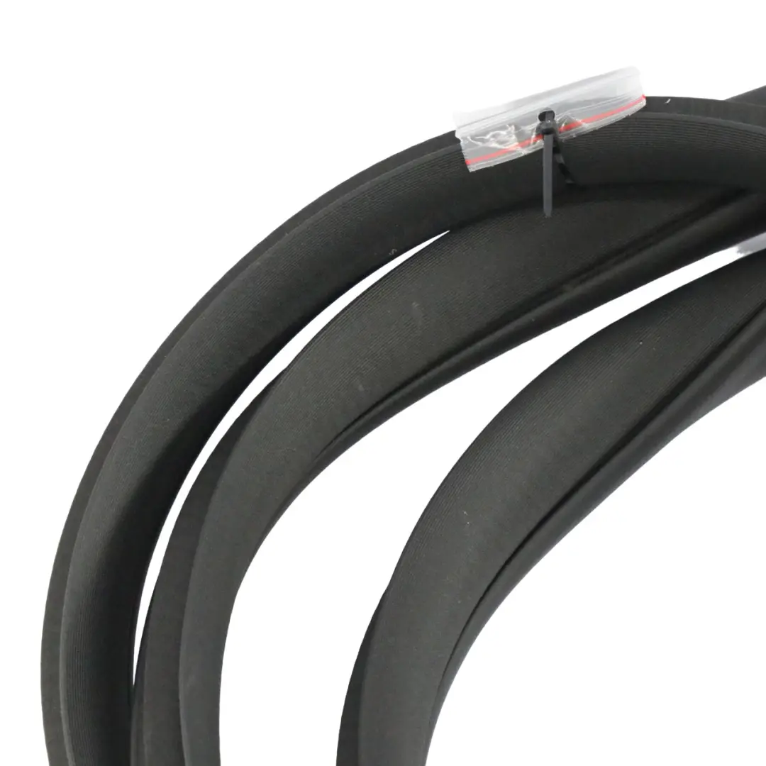 Kantenschutzdichtung Hinten Links Rechts Dichtung für Mercedes GLC C253 mit Teilenummer A2536970200 Mercedes GLC C253 Kantenschutzdichtung Hinten Links Rechts Dichtung - SKU A2536970200 - Teilenummer A2536970200