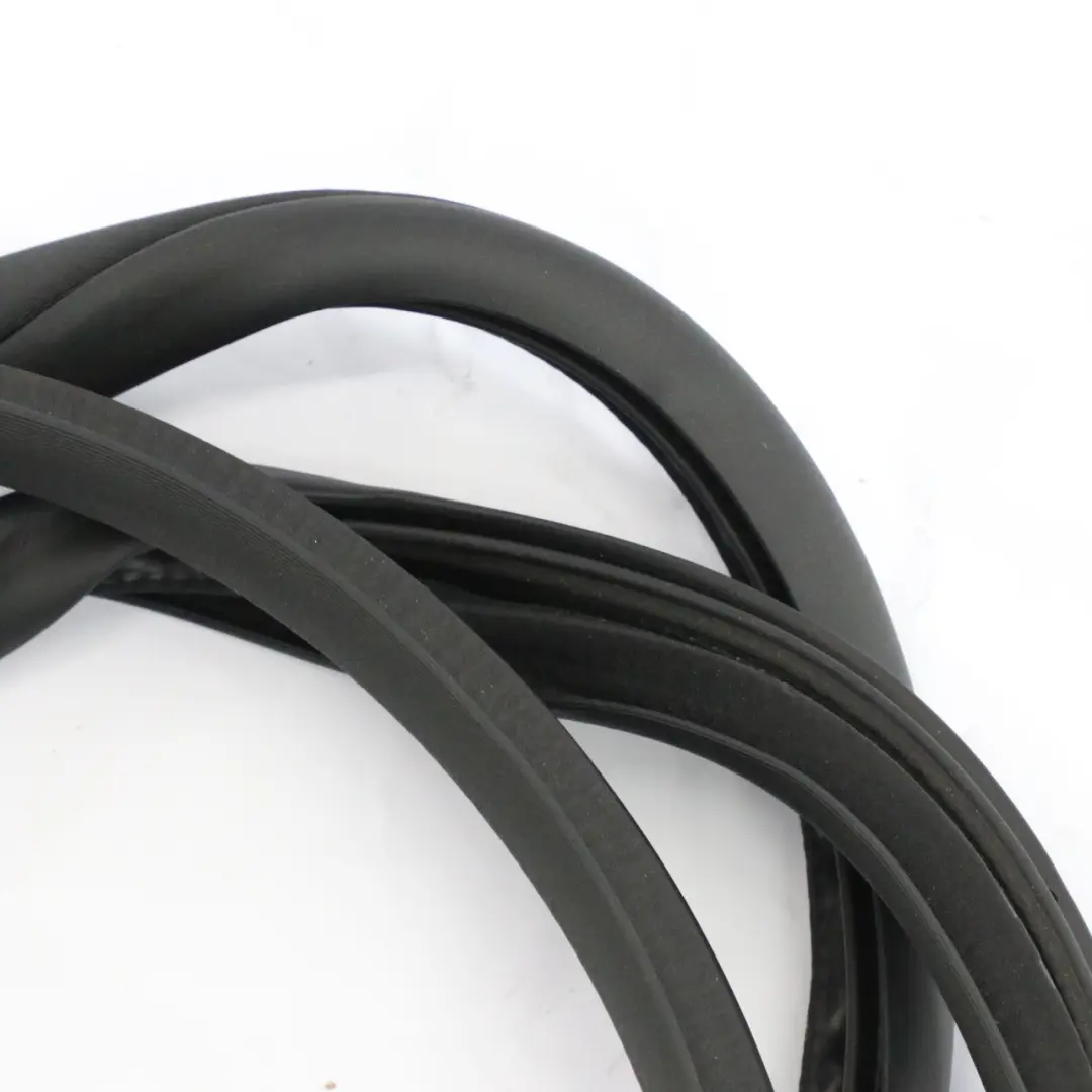 Joint de Bordure Arrière Gauche Droite pour Mercedes GLC C253 à propos du numéro de pièce A2536970200 Mercedes GLC C253 Joint de Bordure Arrière Gauche Droite - SKU A2536970200 - Numéro de pièce A2536970200