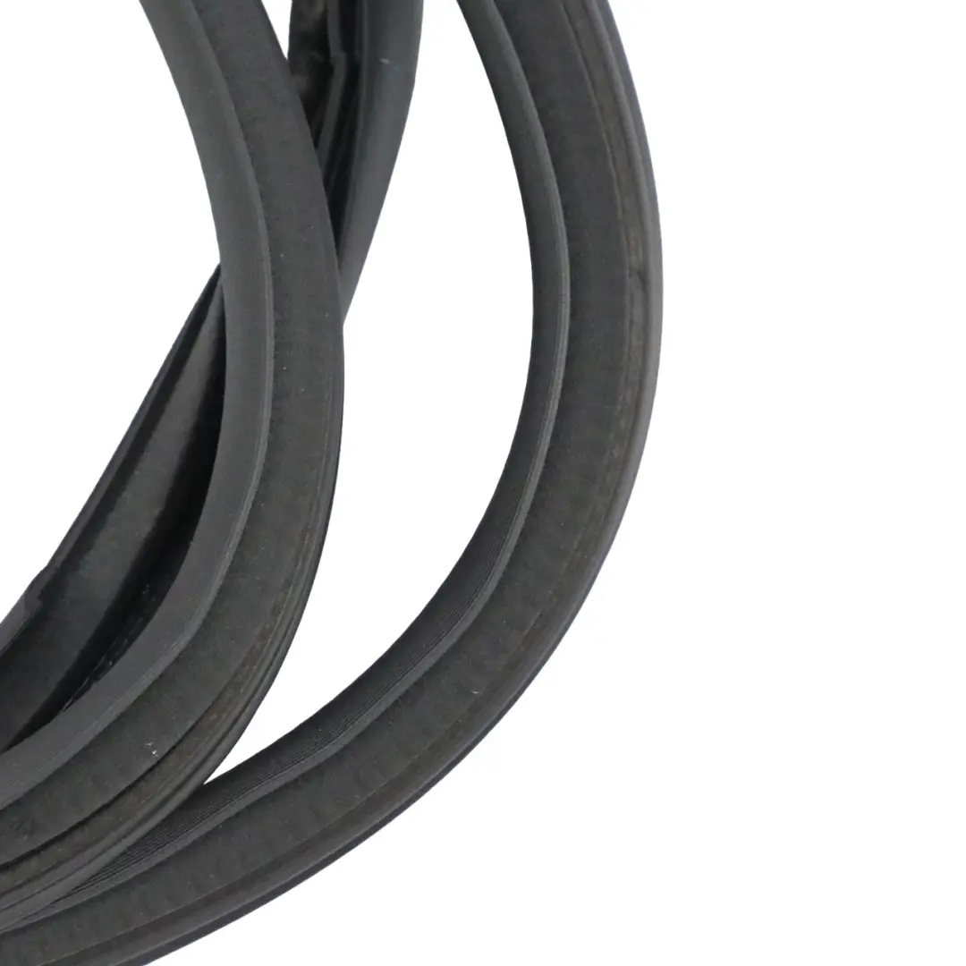 Guarnizione Paraspigoli Posteriore Sinistra Destra per Mercedes GLC C253 con numero di parte A2536970200 Mercedes GLC C253 Guarnizione Paraspigoli Posteriore Sinistra Destra - SKU A2536970200 - Numero di parte A2536970200