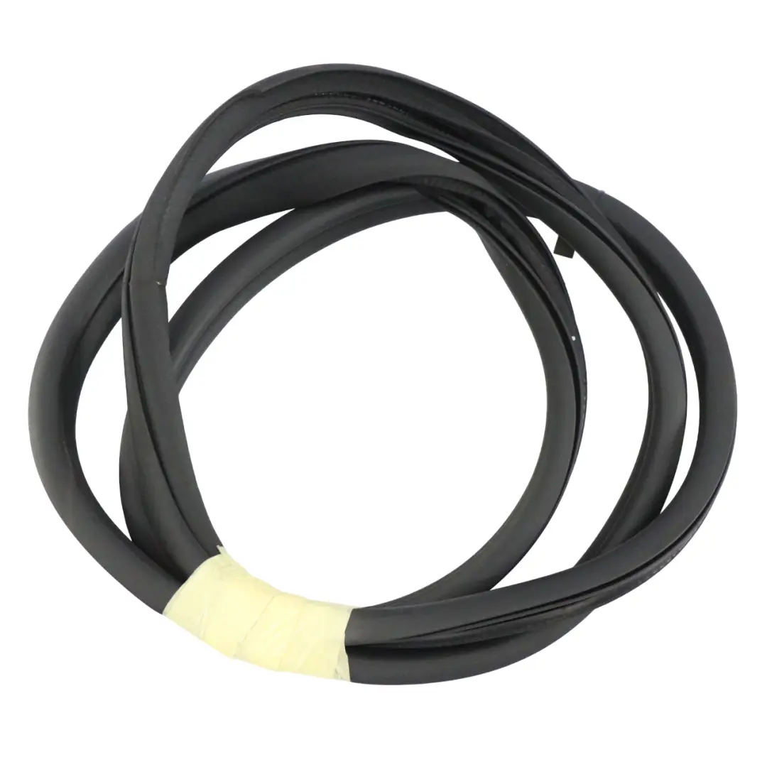 Guarnizione Paraspigoli Posteriore Sinistra Destra per Mercedes GLC C253 con numero di parte A2536970200 Mercedes GLC C253 Guarnizione Paraspigoli Posteriore Sinistra Destra - SKU A2536970200 - Numero di parte A2536970200