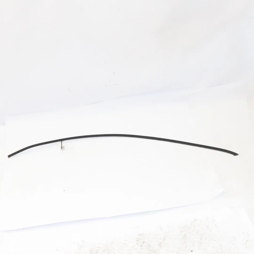 Cadre de Fenêtre Avant Droit Porte Fenêtre Rail pour Mercedes C253 à propos du numéro de pièce A2537253000 Mercedes C253 Cadre de Fenêtre Avant Droit Porte Fenêtre Rail - SKU A2537253000 - Numéro de pièce A2537253000