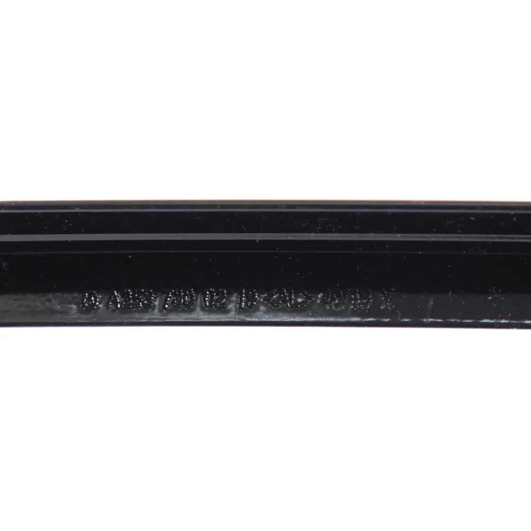 Separador de Ventana Mercedes GLC X253 Puerta Trasera Derecha Strip para con número de pieza A2537300219 Separador de Ventana Mercedes GLC X253 Puerta Trasera Derecha Strip - SKU A2537300219 - Número de pieza A2537300219