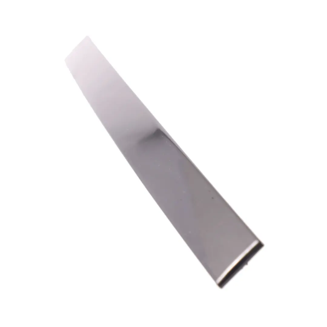 Separador de Ventana Mercedes GLC X253 Puerta Trasera Derecha Strip para con número de pieza A2537300219 Separador de Ventana Mercedes GLC X253 Puerta Trasera Derecha Strip - SKU A2537300219 - Número de pieza A2537300219