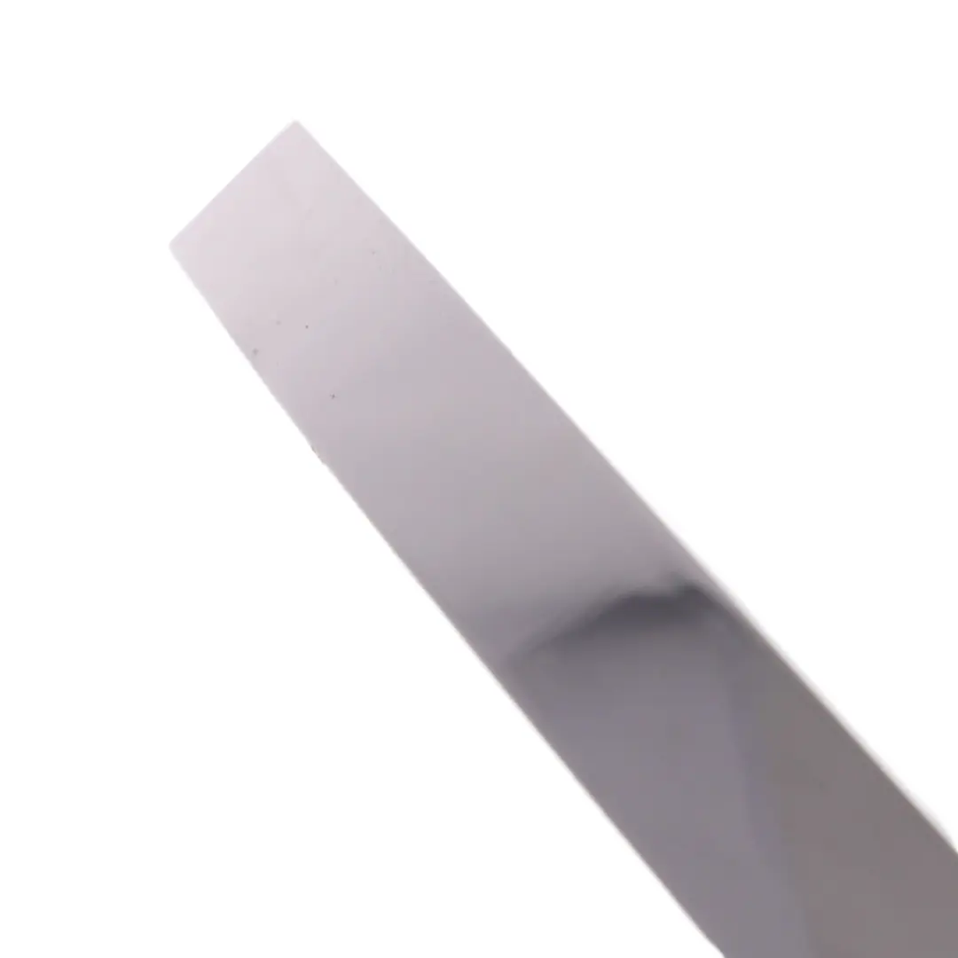 Divisorio finestra Mercedes X253 Porta posteriore destra Striscia per con numero di parte A2537300219 Divisorio finestra Mercedes X253 Porta posteriore destra Striscia - SKU A2537300219 - Numero di parte A2537300219