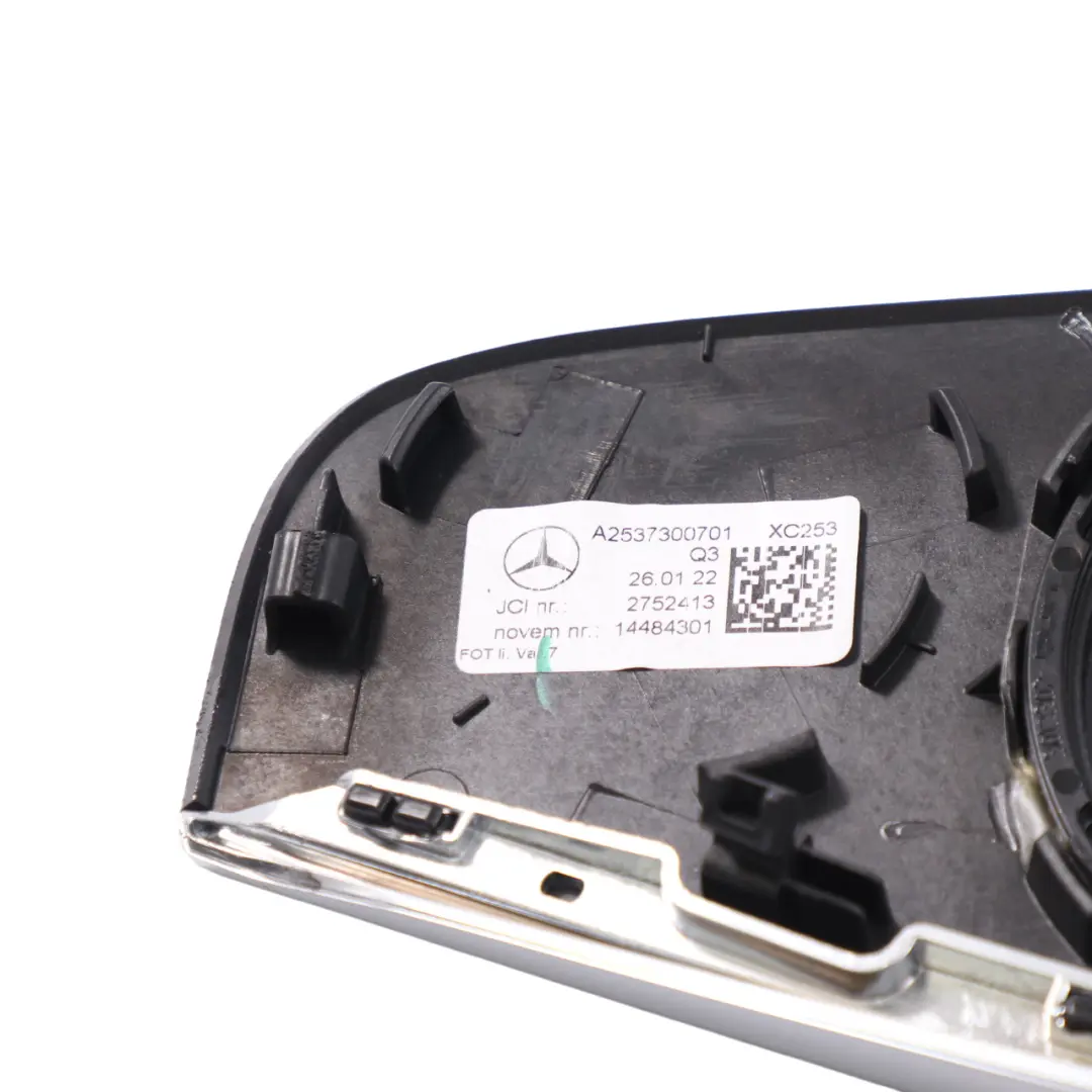 Mercedes GLC X253 Türkarten Verkleidung hinten links Streifen Silber - SKU A2537300701 - Teilenummer A2537300701