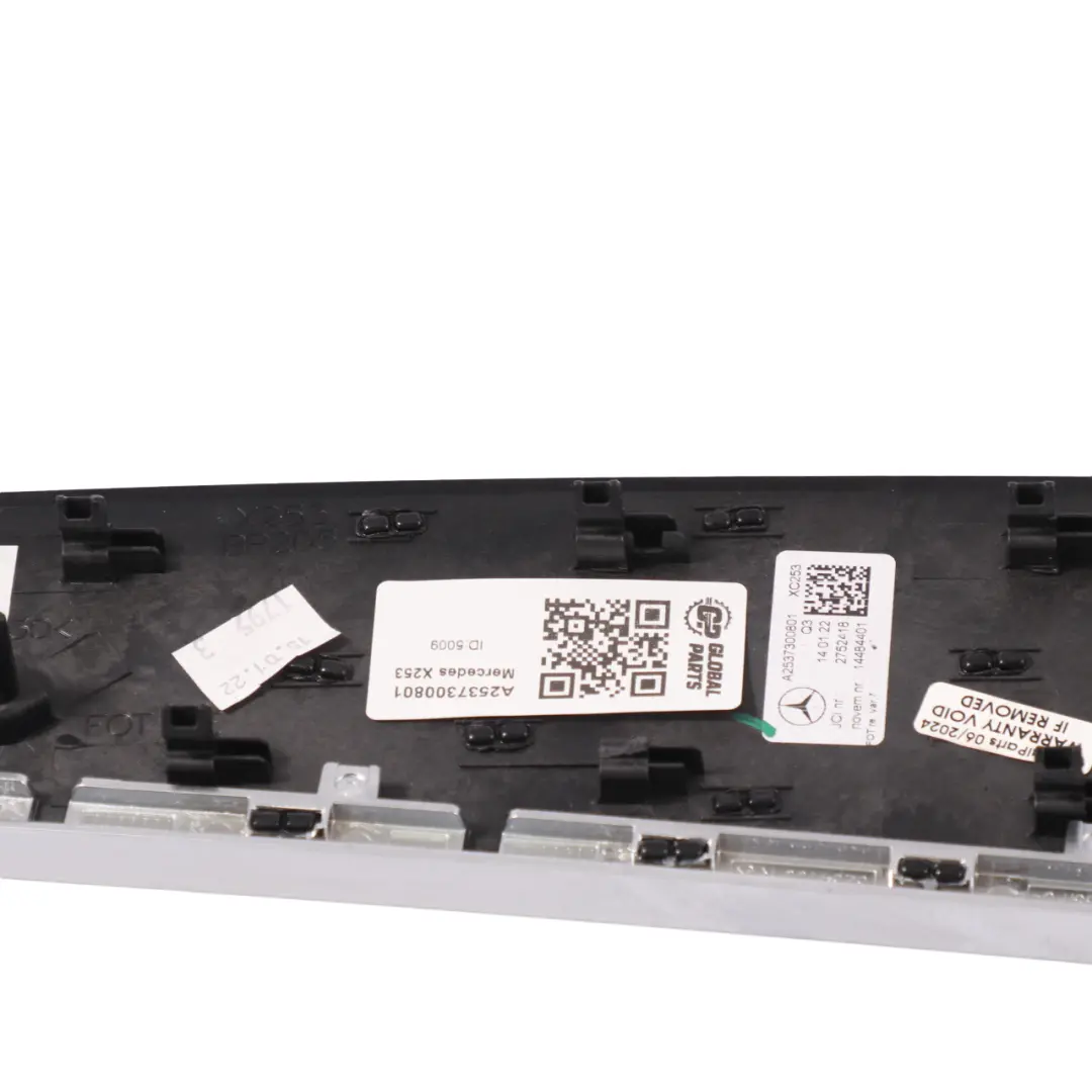 Mercedes GLC X253 Türkarten Verkleidung Hinten Rechts Silber - SKU A2537300801 - Teilenummer A2537300801