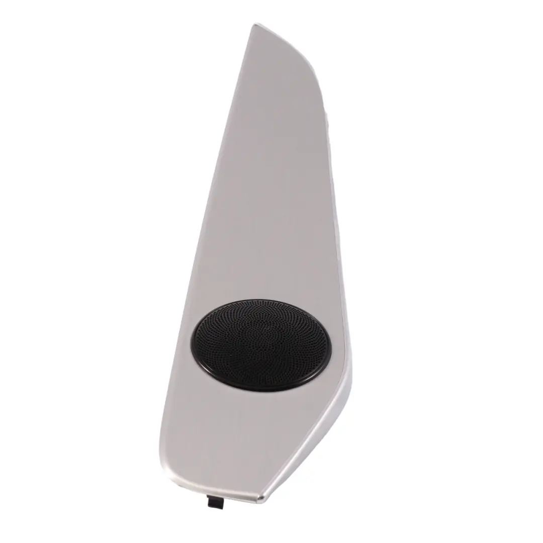 Garniture Carte de porte arrière droite Argent pour Mercedes GLC X253 à propos du numéro de pièce A2537300801 Mercedes GLC X253 Garniture Carte de porte arrière droite Argent - SKU A2537300801 - Numéro de pièce A2537300801