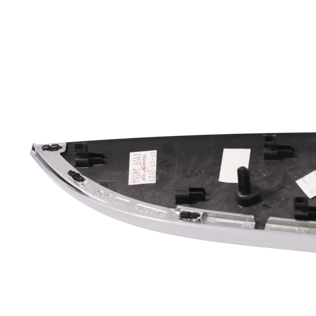 Embellecedor Tarjeta Puerta Trasera Derecha Tira para Mercedes GLC X253 con número de pieza A2537300801 Mercedes GLC X253 Embellecedor Tarjeta Puerta Trasera Derecha Tira - SKU A2537300801 - Número de pieza A2537300801