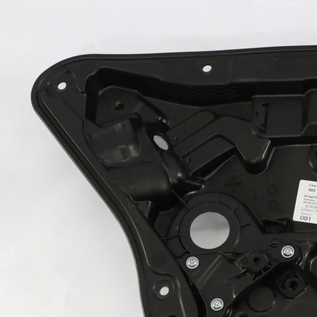 Piastra porta alzacristalli posteriore sinistra per Mercedes GLC C253 con numero di parte A2537308102 Mercedes GLC C253 Piastra porta alzacristalli posteriore sinistra - SKU A2537308102 - Numero di parte A2537308102