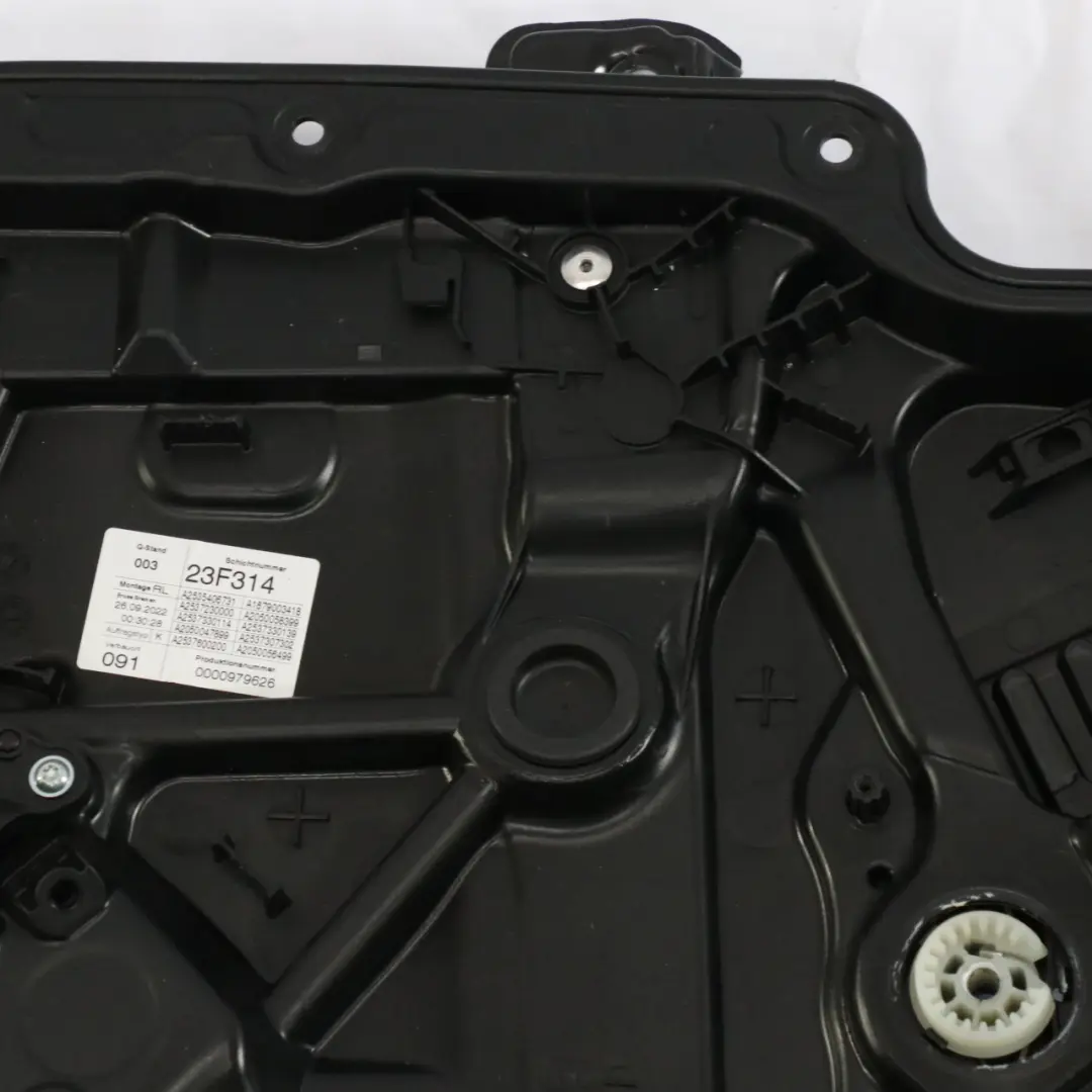 Mercedes GLC C253 Placa soporte elevalunas trasero izquierdo - SKU A2537308102 - Número de pieza A2537308102