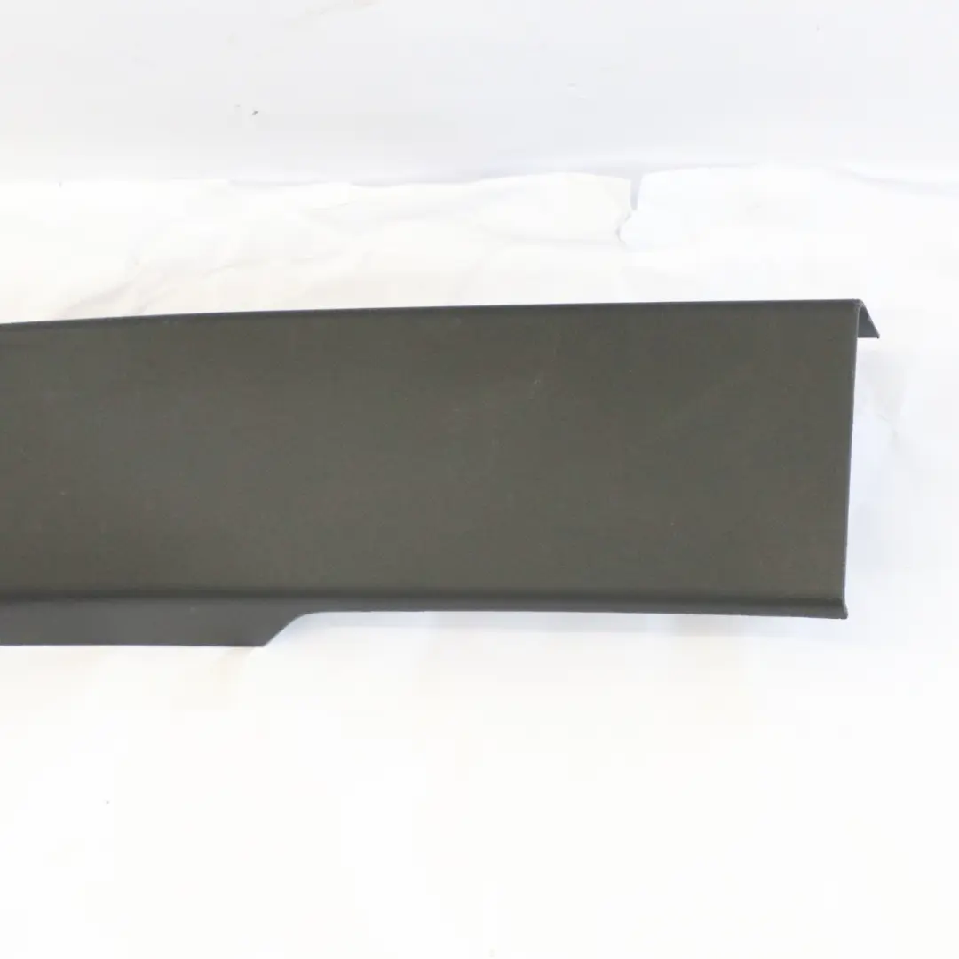 Tapa Embellecedor Trasera Derecha Ventana Portón para Mercedes GLC C253 con número de pieza A2537401200 Mercedes GLC C253 Tapa Embellecedor Trasera Derecha Ventana Portón - SKU A2537401200 - Número de pieza A2537401200