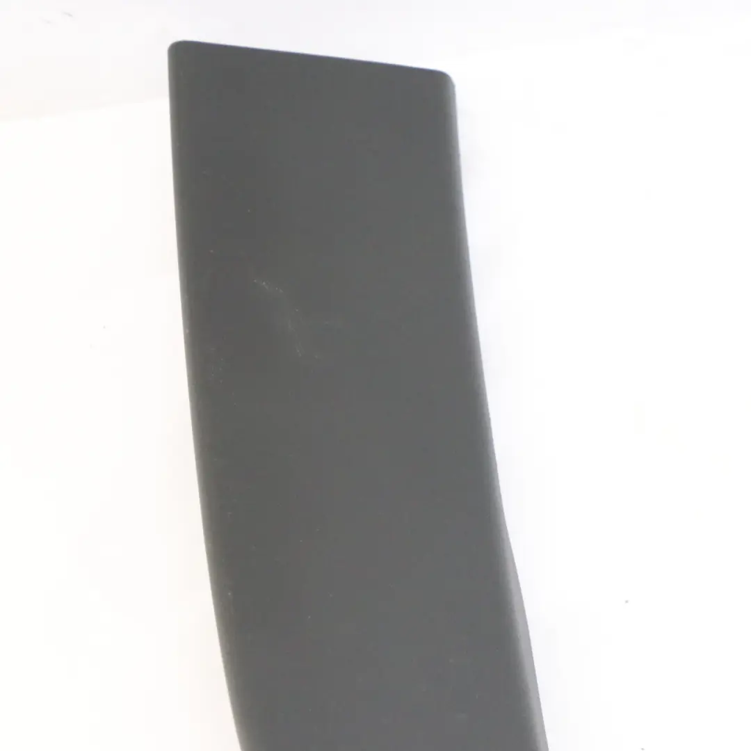 Tapa Embellecedor Trasera Derecha Ventana Portón para Mercedes GLC C253 con número de pieza A2537401200 Mercedes GLC C253 Tapa Embellecedor Trasera Derecha Ventana Portón - SKU A2537401200 - Número de pieza A2537401200