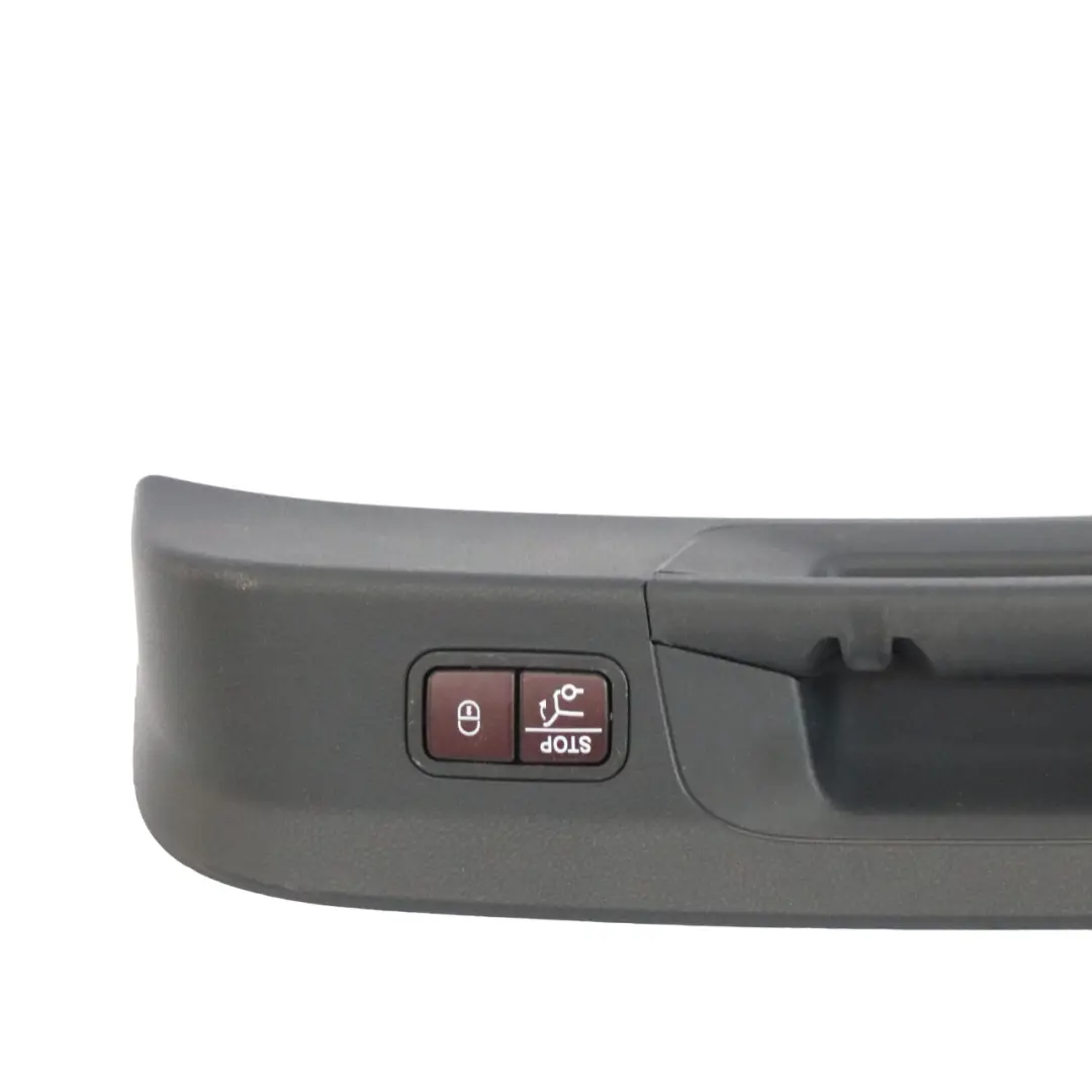 Maniglia baule Maniglia Coperchio rivestimento per Mercedes GLC C253 con numero di parte A2537401300 Mercedes GLC C253 Maniglia baule Maniglia Coperchio rivestimento - SKU A2537401300 - Numero di parte A2537401300