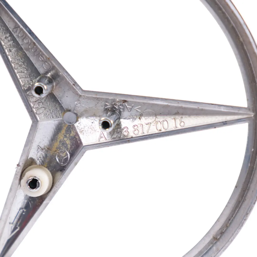 Porta bagagliaio Stella Emblema Logo Distintivo per Mercedes X253 con numero di parte A2538170016 Mercedes X253 Porta bagagliaio Stella Emblema Logo Distintivo - SKU A2538170016 - Numero di parte A2538170016