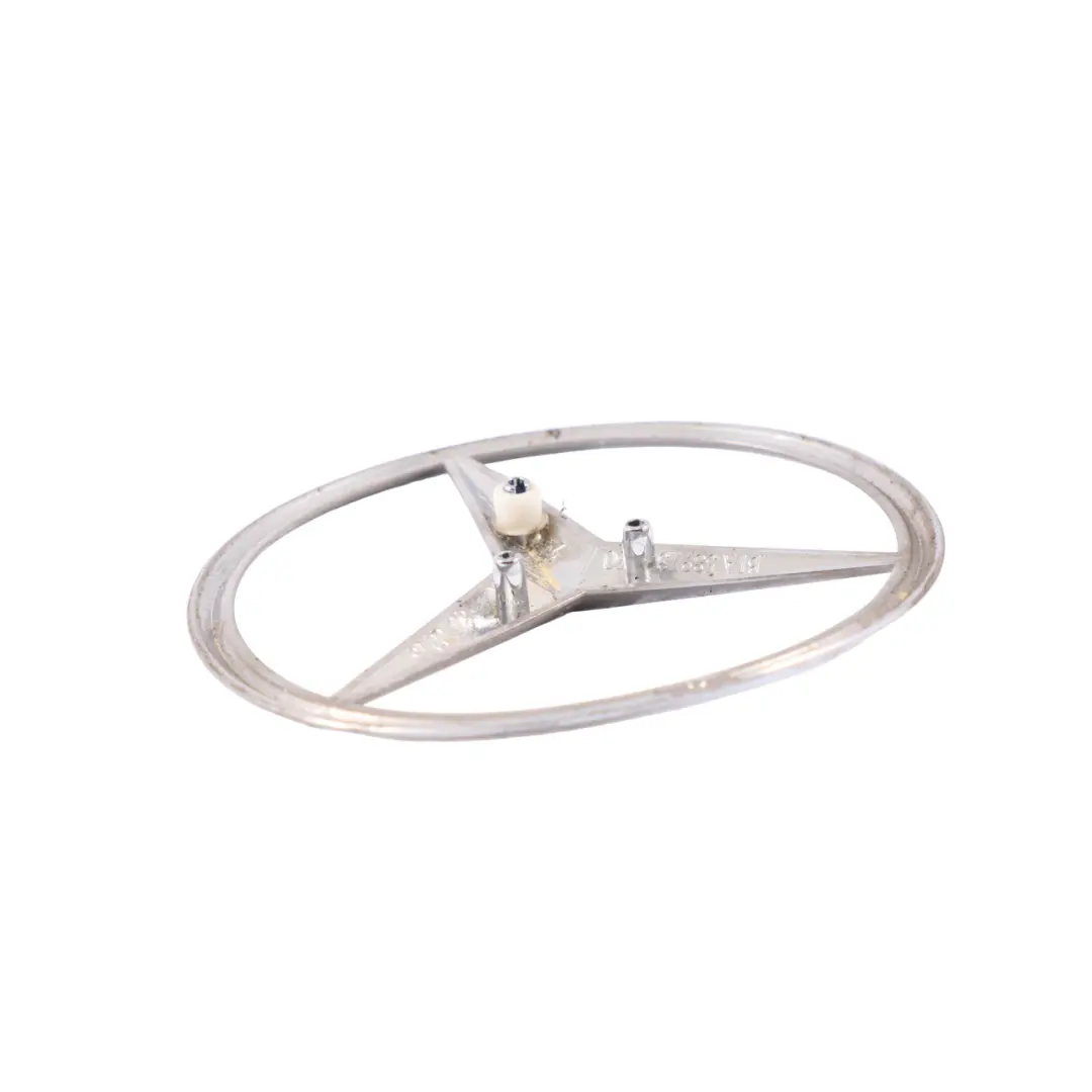 Hintere Koffer Raum Tür Stern Emblem Logo Plakette für Mercedes X253 mit Teilenummer A2538170016 Mercedes X253 Hintere Koffer Raum Tür Stern Emblem Logo Plakette - SKU A2538170016 - Teilenummer A2538170016