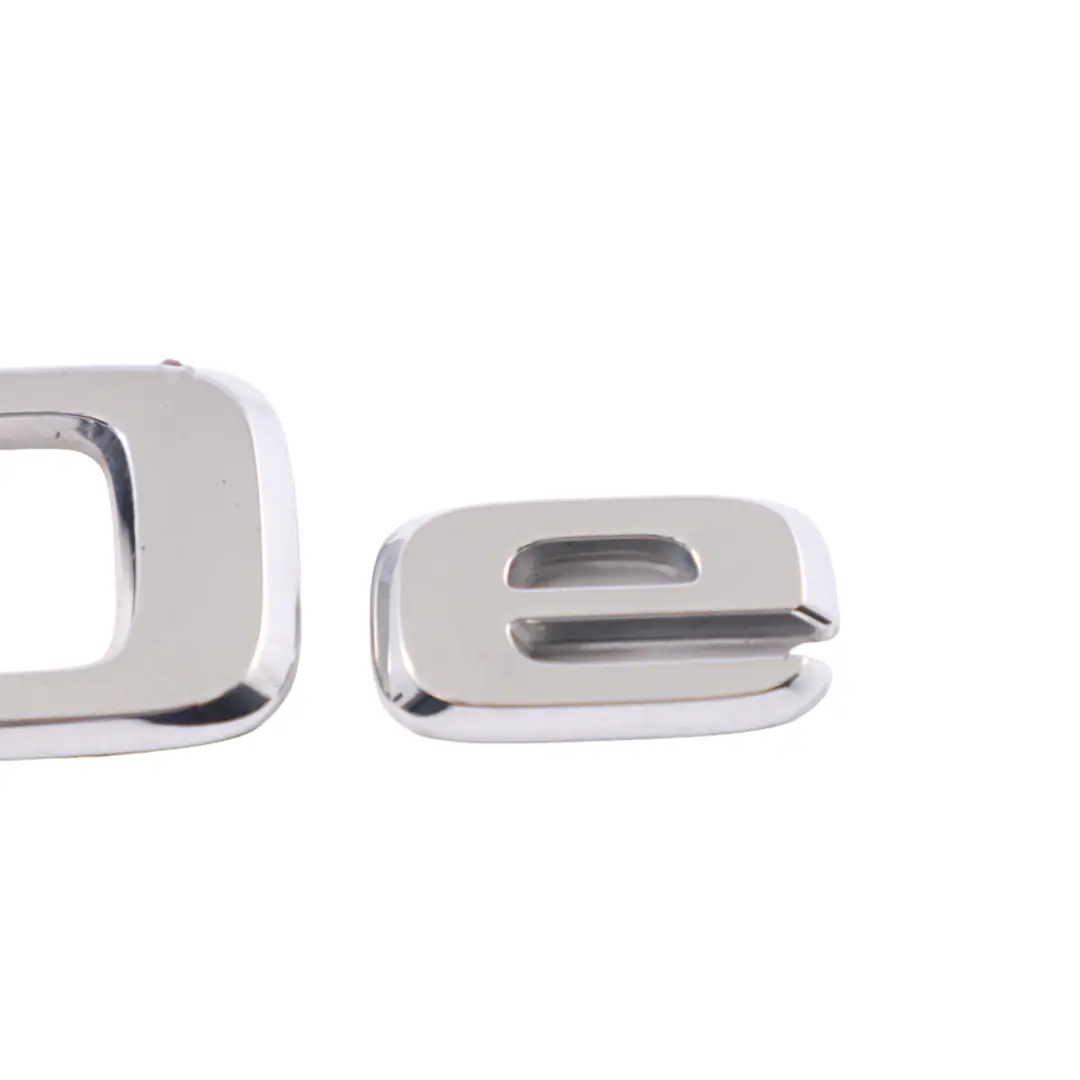 GLC300E Hybrid X253 Coupe Letras del modelo tapa maletero para Mercedes con número de pieza A2538170201 Mercedes GLC300E Hybrid X253 Coupe Letras del modelo tapa maletero - SKU A2538170201 - Número de pieza A2538170201