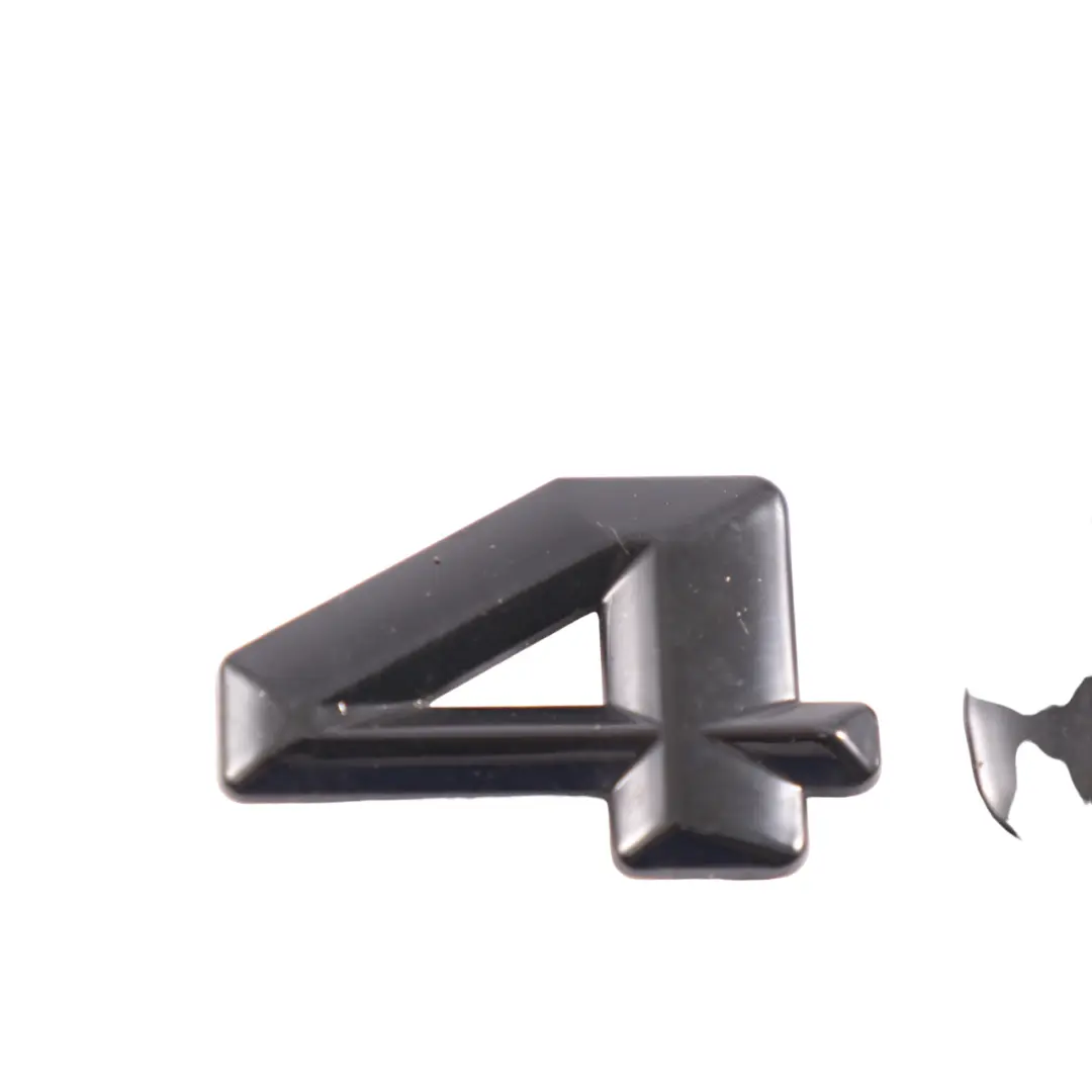 Modelo Tapa Maletero GLC 43 para Logo Mercedes GLC 43 C253 Insignia con número de pieza A2538174900 Logo Mercedes GLC 43 C253 Insignia Modelo Tapa Maletero GLC 43 - SKU A2538174900 - Número de pieza A2538174900