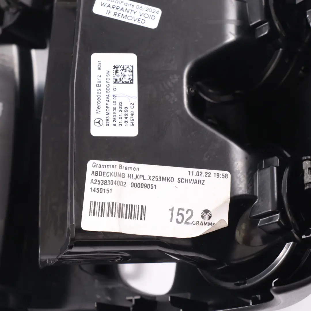 Mittelkonsole Hinten Lüftungsschlitze Ablagefach für Mercedes GLC X253 mit Teilenummer A2538304002 Mercedes GLC X253 Mittelkonsole Hinten Lüftungsschlitze Ablagefach - SKU A2538304002 - Teilenummer A2538304002