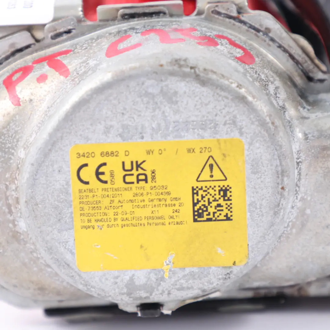 Sicherheitsgurt hinten rechts oberer Rot für Mercedes GLC C253 mit Teilenummer A2538601200 Mercedes GLC C253 Sicherheitsgurt hinten rechts oberer Rot - SKU A2538601200 - Teilenummer A2538601200