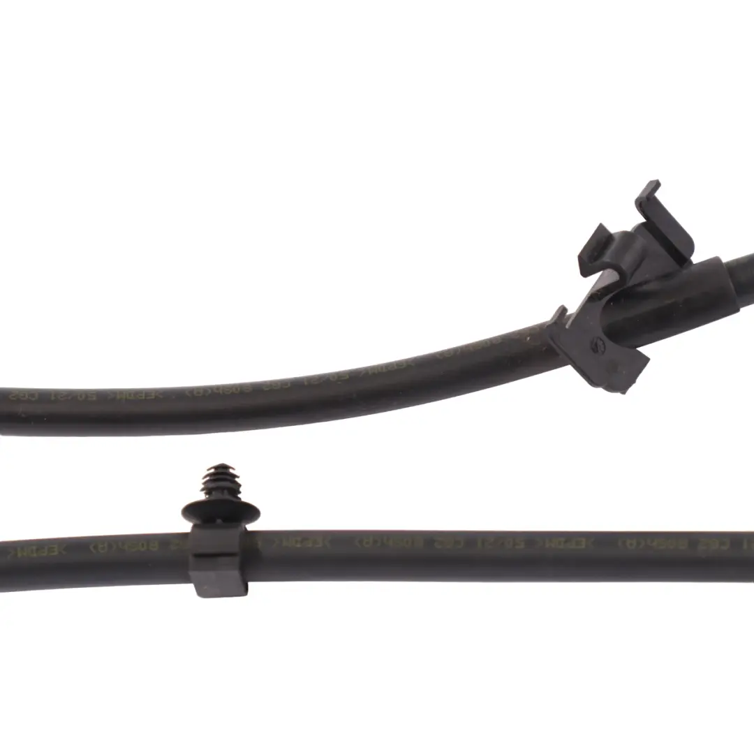 Manguera del sistema lavaparabrisas para Mercedes GLC X253 Coupe con número de pieza A2538602200 Mercedes GLC X253 Coupe Manguera del sistema lavaparabrisas - SKU A2538602200 - Número de pieza A2538602200