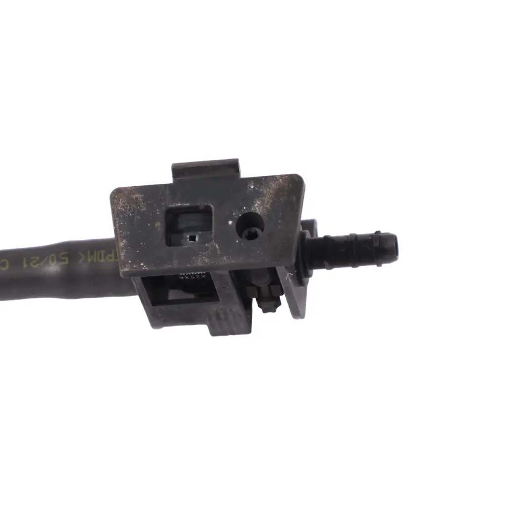 Tuyau lave-glace pour Mercedes GLC X253 Coupe à propos du numéro de pièce A2538602200 Mercedes GLC X253 Coupe Tuyau lave-glace - SKU A2538602200 - Numéro de pièce A2538602200