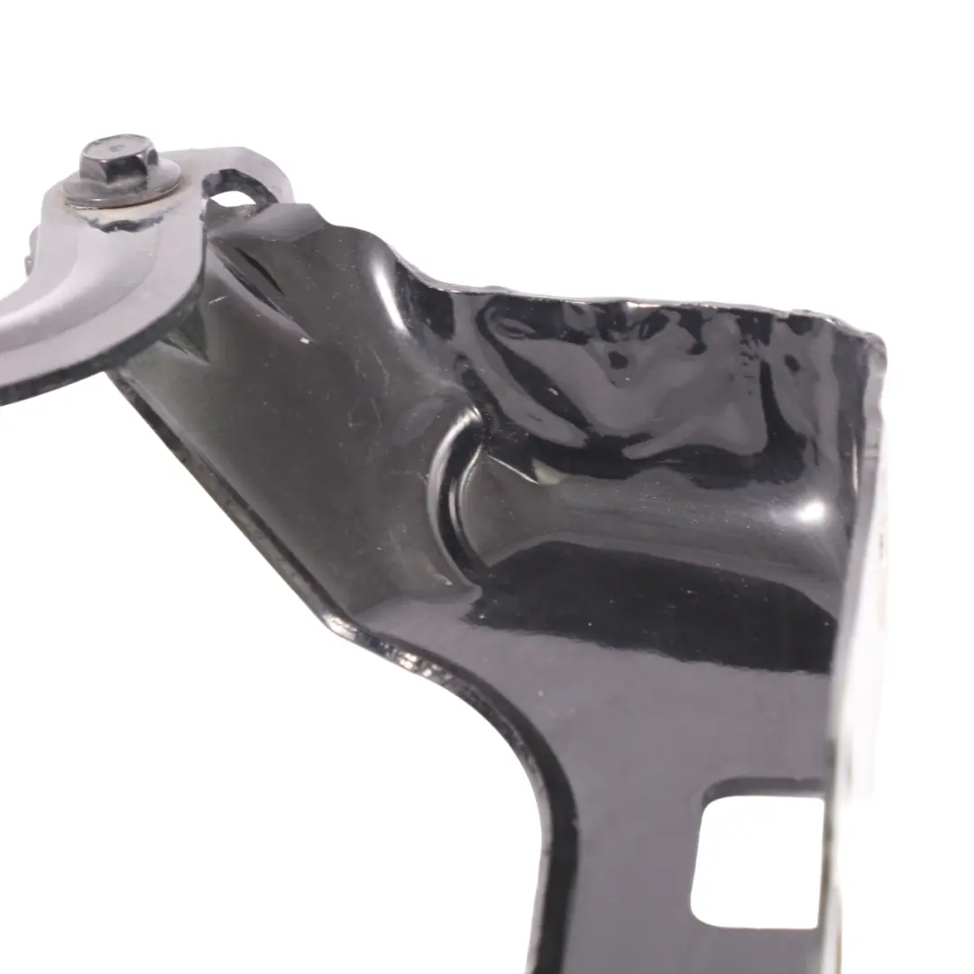 Charnière de capot droite Noir Obsidien Métallisé - 197 pour Mercedes X253 à propos du numéro de pièce A2538800228 Mercedes X253 Charnière de capot droite Noir Obsidien Métallisé - 197 - SKU A2538800228-OB - Numéro de pièce A2538800228