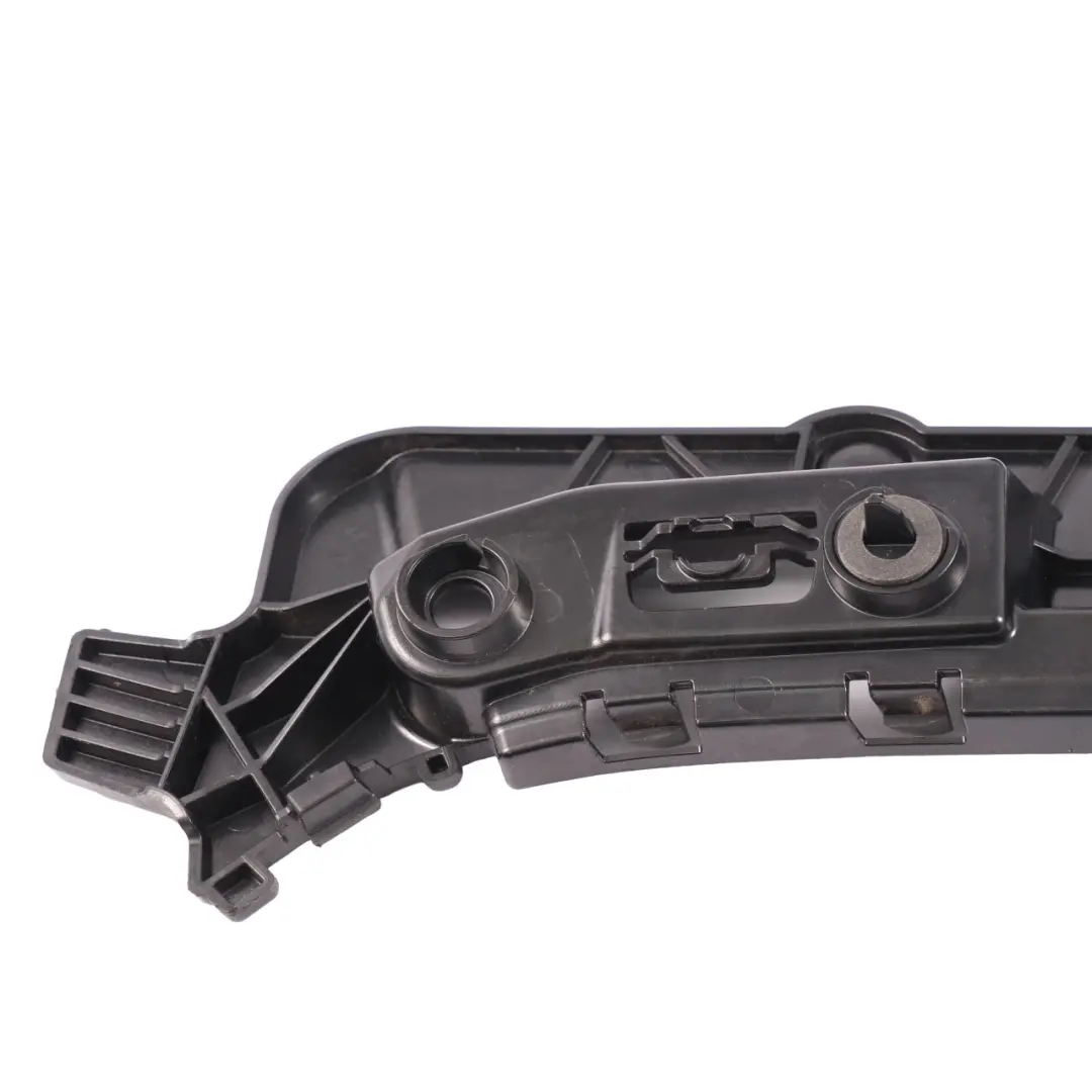Mercedes GLC C253 Soporte de guía de parachoques trasero derecho - SKU A2538805205 - Número de pieza A2538805205