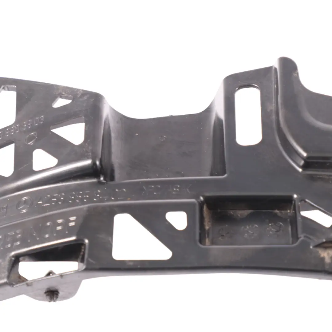 Stoß Stangen Halterung Hinten Rechts für Mercedes X253 mit Teilenummer A2538809603 Mercedes X253 Stoß Stangen Halterung Hinten Rechts - SKU A2538809603 - Teilenummer A2538809603