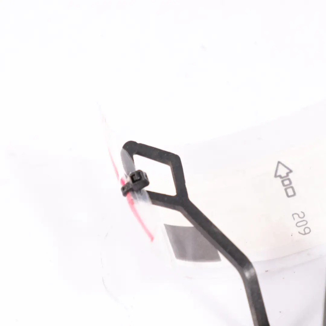 Parachoques Remolque Delantero Gancho Gris Selenita Metalizado para Mercedes X253 con número de pieza A2538850022 Mercedes X253 Parachoques Remolque Delantero Gancho Gris Selenita Metalizado - SKU A2538850022-SEL - Número de pieza A2538850022