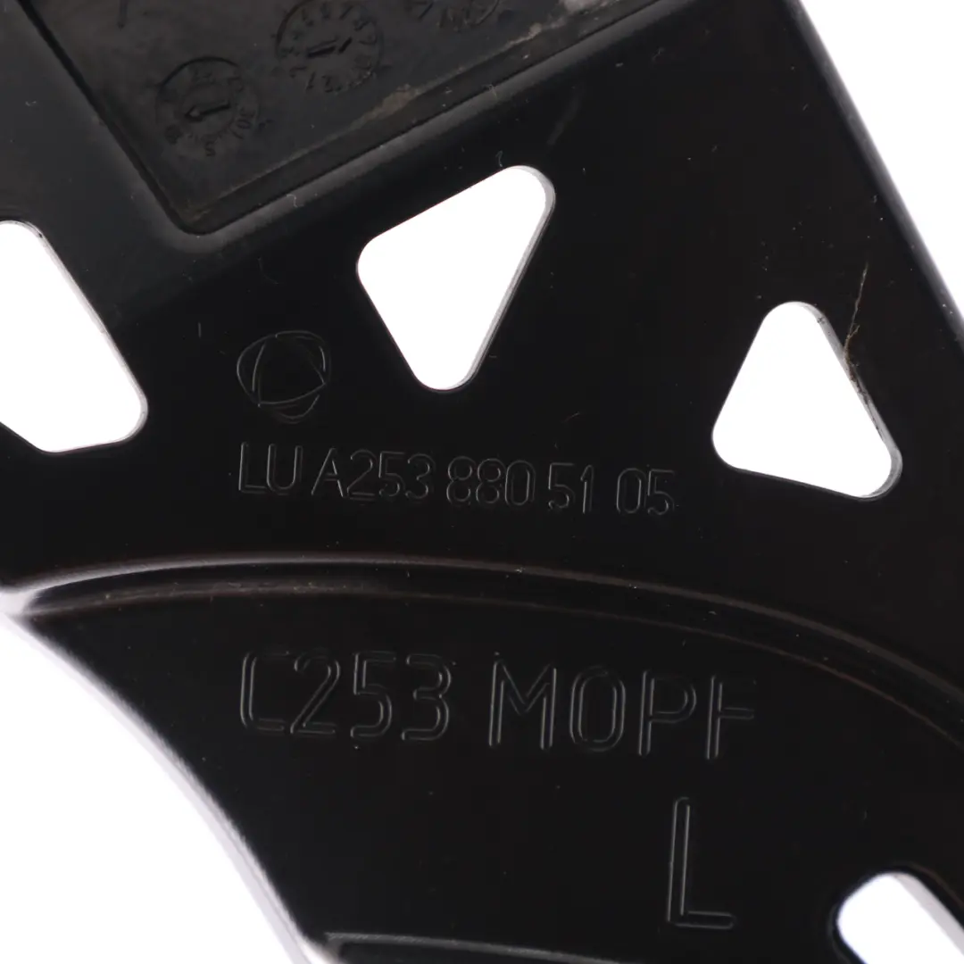 Support de Guide de Pare-chocs Arrière Gauche pour Mercedes GLC C253 à propos du numéro de pièce A2538805105 Mercedes GLC C253 Support de Guide de Pare-chocs Arrière Gauche - SKU A2538805105 - Numéro de pièce A2538805105