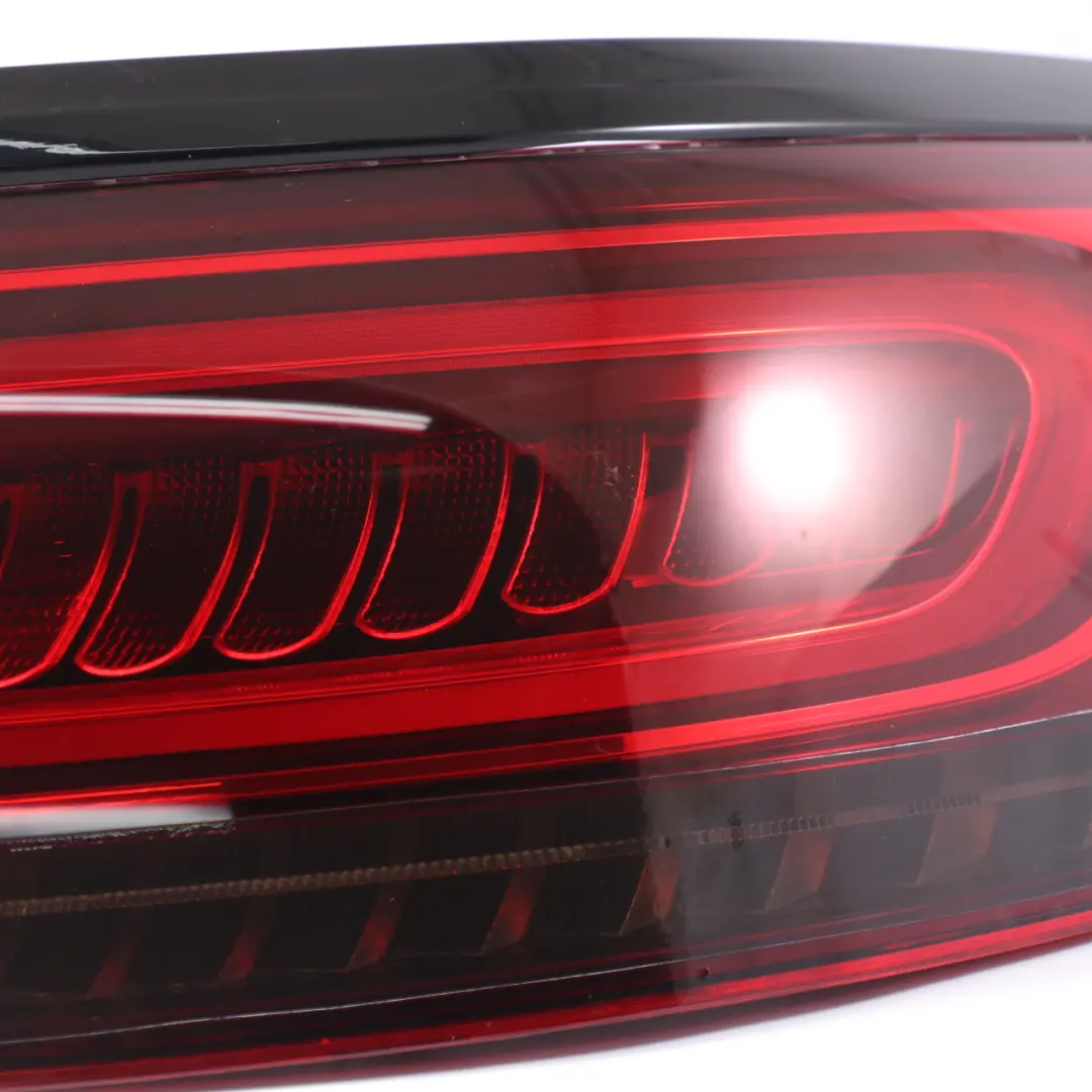 Mercedes GLC C253 Coupé Feu Arrière Droit Éclairage panneau latéral - SKU A2539060902 - Numéro de pièce A2539060902