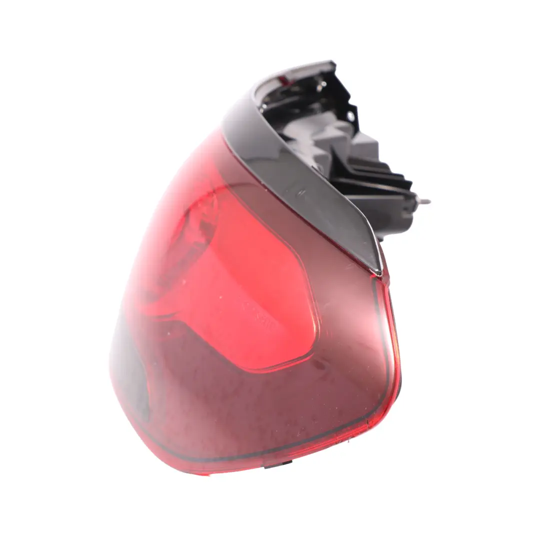 Tylna Lampa Światło Prawa Panelu Bocznego do Mercedes GLC C253 o numerze A2539060902 Mercedes GLC C253 Tylna Lampa Światło Prawa Panelu Bocznego - SKU A2539060902 - Numer Części A2539060902