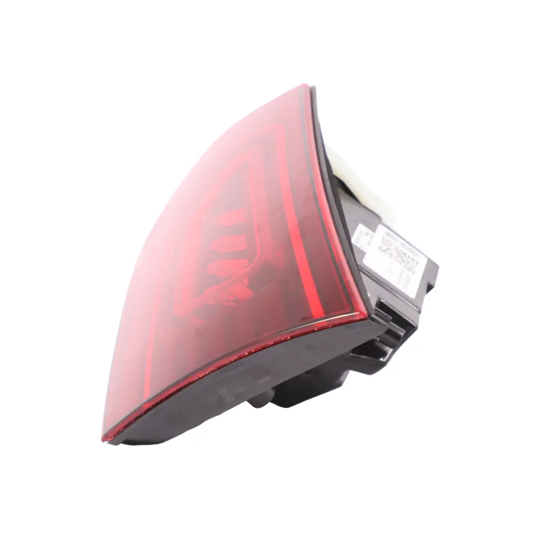 Coupé Feu Arrière Couvercle de Coffre Droit Lampe pour Mercedes GLC C253 à propos du numéro de pièce A2539061502 Mercedes GLC C253 Coupé Feu Arrière Couvercle de Coffre Droit Lampe - SKU A2539061502 - Numéro de pièce A2539061502