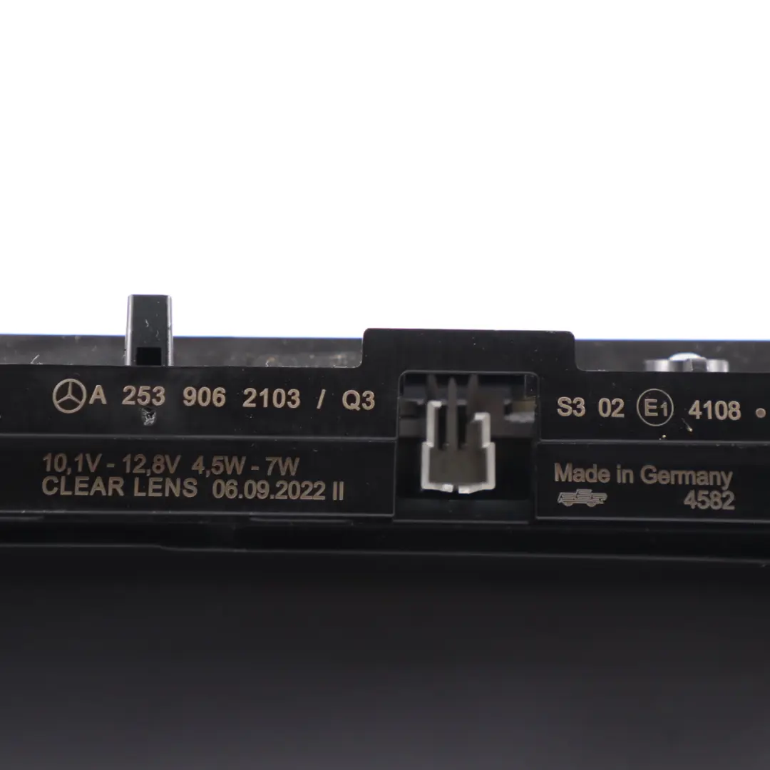 Trzecie Światło Stopu Lampka Tylna do Mercedes C253 o numerze A2539062103 Mercedes C253 Trzecie Światło Stopu Lampka Tylna - SKU A2539062103 - Numer Części A2539062103