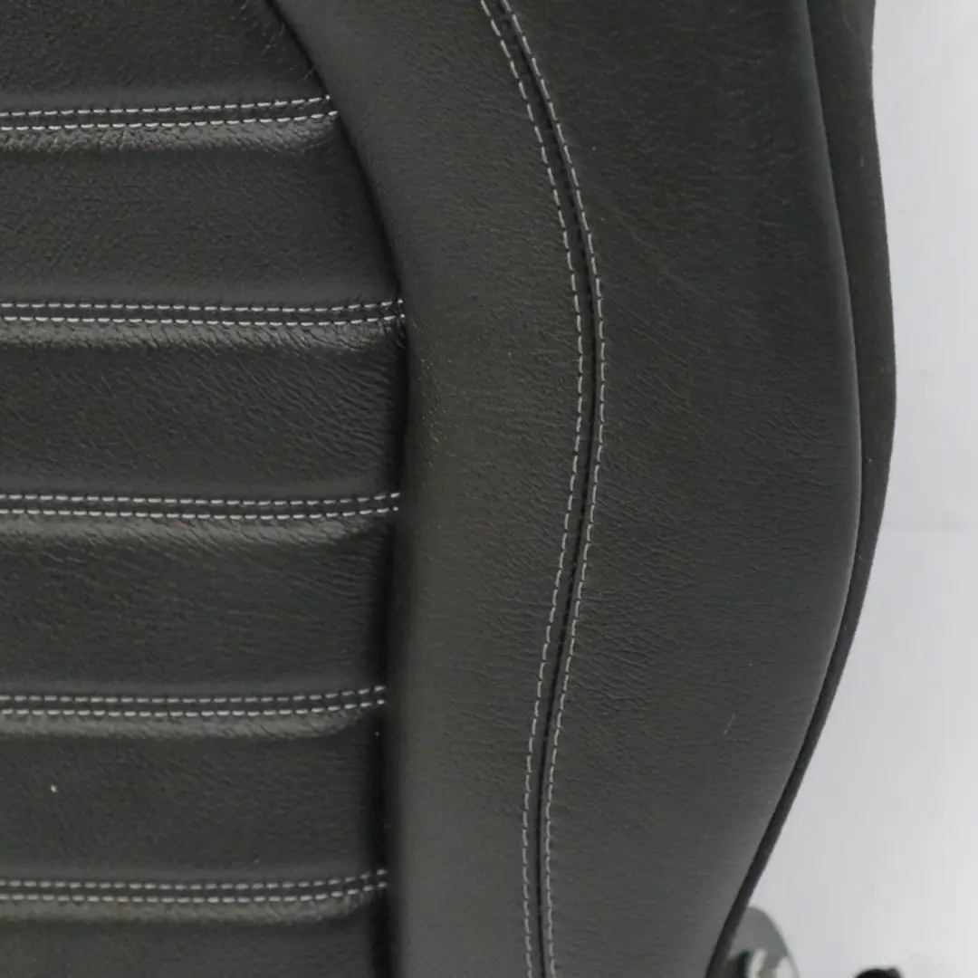 Dossier de siège arrière gauche Panneau de garniture Cuir noir pour Mercedes X253 à propos du numéro de pièce A2539202702 Mercedes X253 Dossier de siège arrière gauche Panneau de garniture Cuir noir - SKU A2539202702 - Numéro de pièce A2539202702